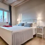 Zdenka - Five Bedroom With Terrace Vis